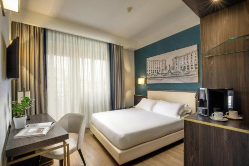 Hotel Santa Costanza - image 9