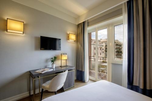 Hotel Santa Costanza - image 7