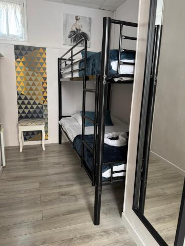 Hotel des Dames - image 4