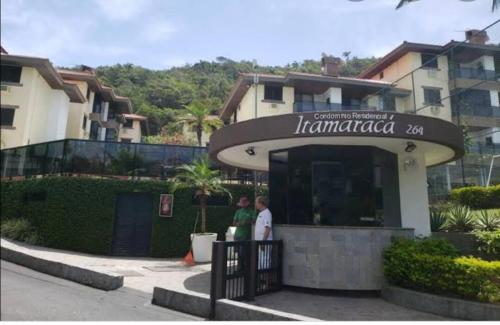 Beach, view, comfort, kids, pet and home office! in Praia Brava