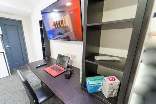 Standard Studio image 6