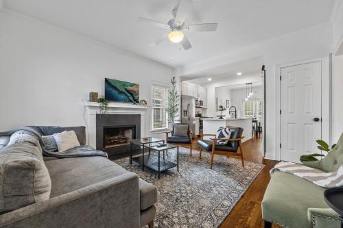 Urban Oasis: Your Gateway to Atlantas Best in Atlanta, USA