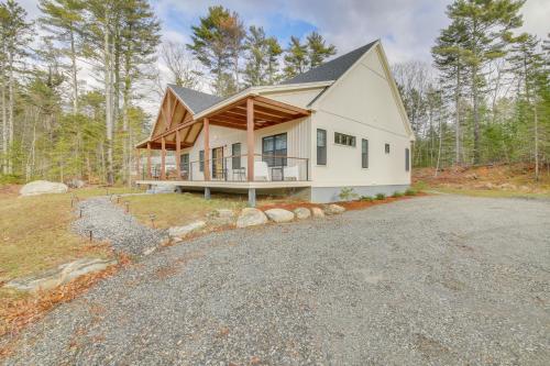 4 Mi to Boothbay Harbor Quiet Retreat with Deck