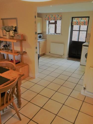 Kitchen, Riverside Cottage with free parking, overlooking the River Esk in Ruswarp