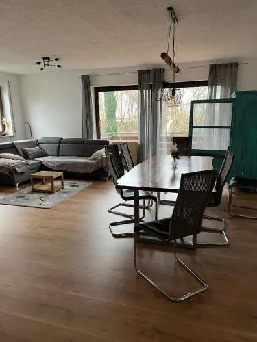Superschöne 4-Zimmerwohnung in Hallstadt, Deutschland
