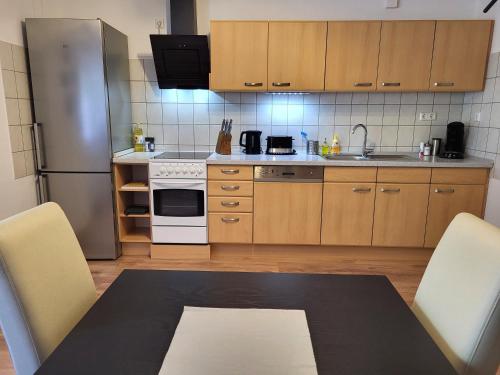 Iekārtas, 105 qm Whg mit gehobener Ausstattung in Homberg Ohm in Homberg (Hessen)