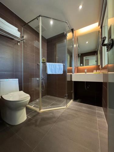 Double Room with Private Bathroom image 10