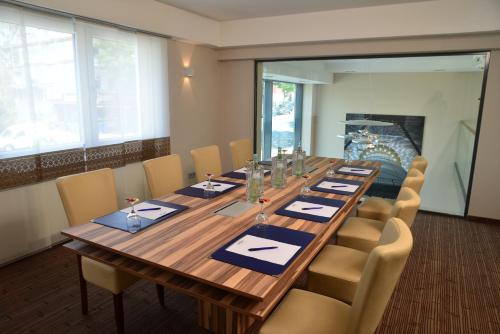 Parkhotel Oberhausen - image 10