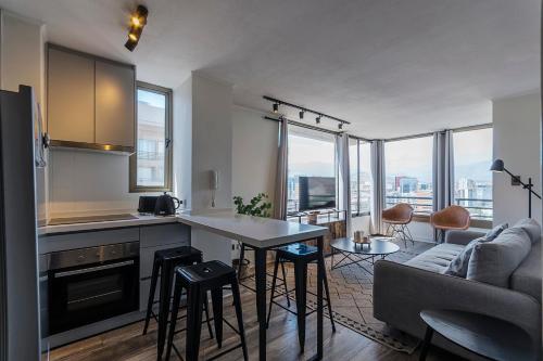 Two-Bedroom Apartment with Mountain View