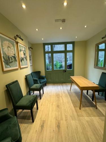 The Paramount Hotel - image 13