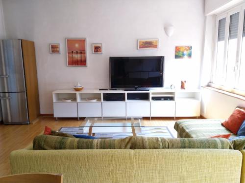 Beautiful and spacious two-room apartment, Milano (foto 3)