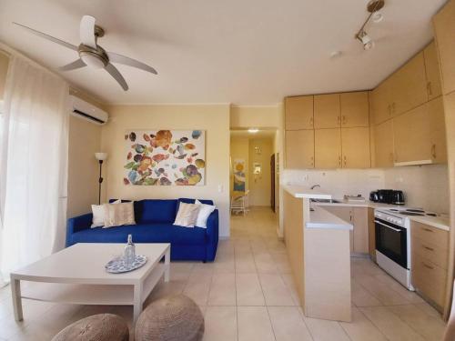 C4 2-Rooms apt 3rd 850m Metro Evangelismos 150m EKPA Univ Campus 100m Bus Stop to Acropolis, Афины (фото 3)