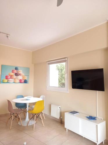 C4 2-Rooms apt 3rd 850m Metro Evangelismos 150m EKPA Univ Campus 100m Bus Stop to Acropolis, Афины (фото 6)