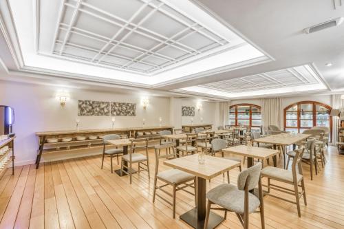Sercotel Arenal Bilbao - image 8