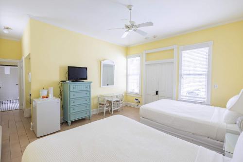 room detail thumbnail 0