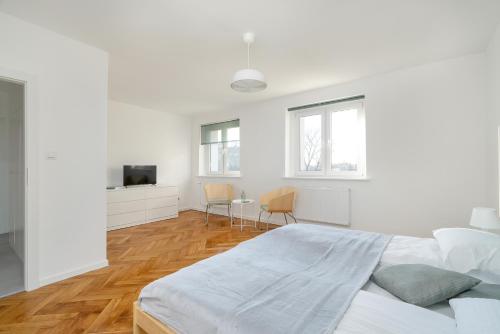 Jasne Studio Rycerska w Poznaniu SmartTV by Noclegi Renters - image 2