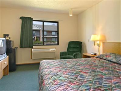 1 queen bed