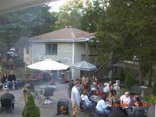 Cedar Park Inn in North Stonington