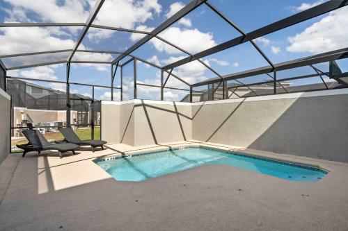 Relaxing Getaway Near Disney with Pool & Themed Rooms - main image