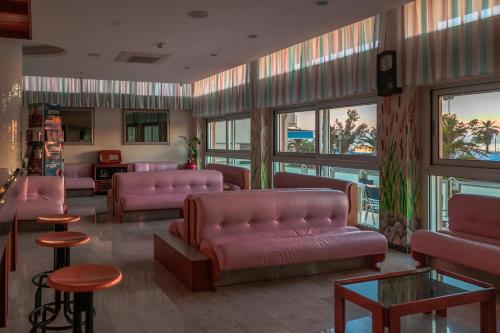 Hotel Centrale Miramare - image 3