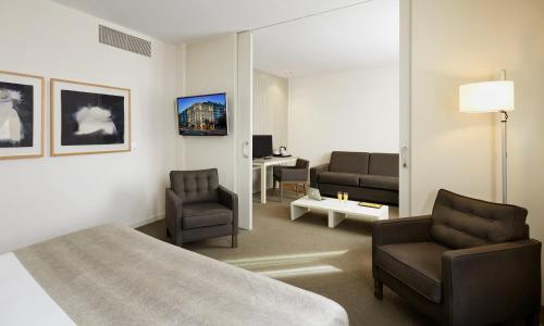 Sercotel Amister Art Hotel Barcelona - image 2