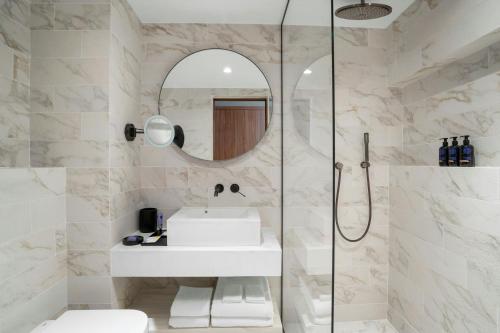 Sheraton Roma Hotel & Conference Center - image 5