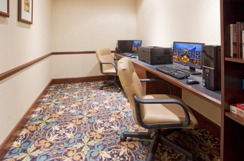 Staybridge Suites Milwaukee West-Oconomowoc by IHG