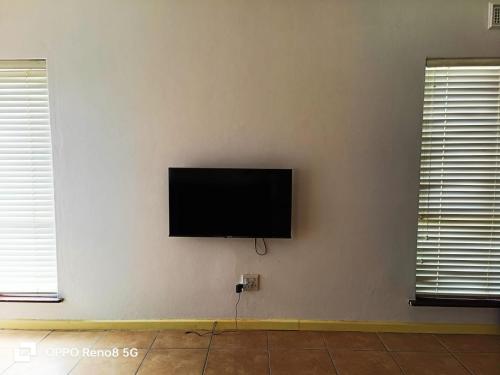 sala de TV, 23 Country Cabanas, Scottburgh in Scottburgh