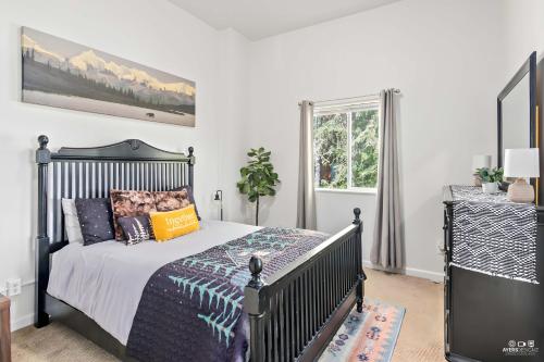 Kenai River Views and Access Soldotna Apartment!