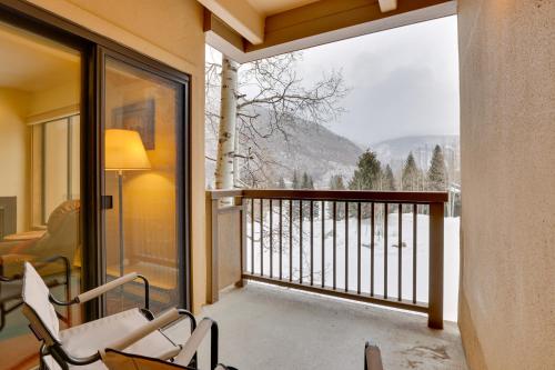 Condo with Hot Tub Access - Quick Bus Trip to Ski!, Vail (zdjęcie 3)