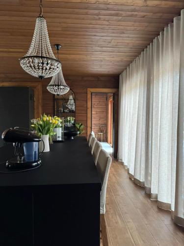 Iekārtas, Seere puhkemaja Hiiumaal in Kaigutsi