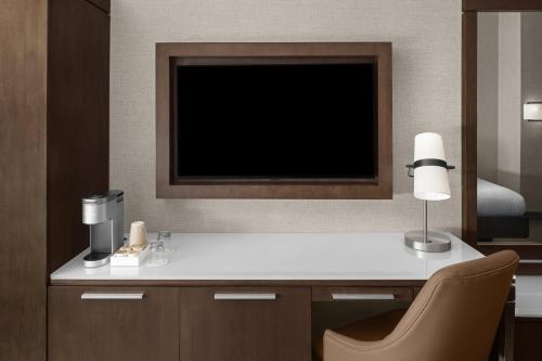 King Room - Disability Access image 6