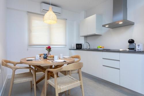 厨房, Apartamentos Costa Tropical by Rent Me in 莫特瑞尔