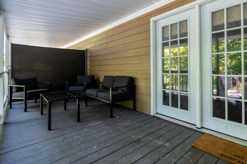 Comfy Duplex w 2 Kings Sofa Bed - image 8