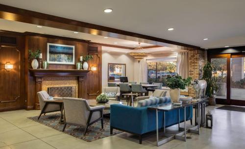 大堂, 艾爾奇諾山酒店 (Ayres Hotel Chino Hills) in 奇諾崗