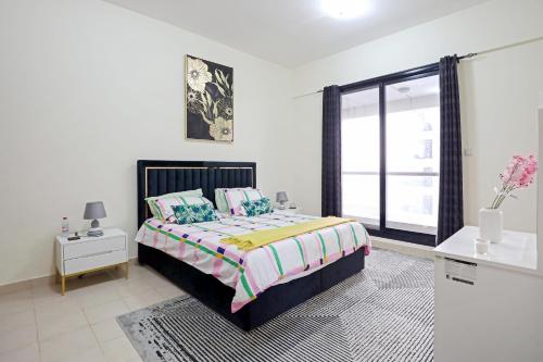 LUXURY 1BED MARINA VIEW JBR BEACH POoL PARKING, Dubaï (photo 4)