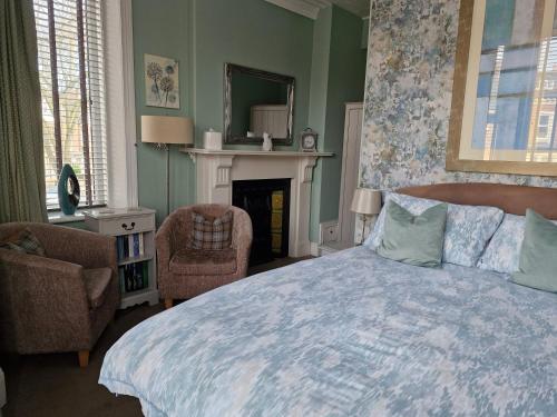 Warwick Lodge - image 12