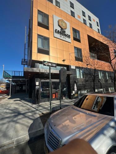 The Essence Hotel at JFK - 숙소 외관