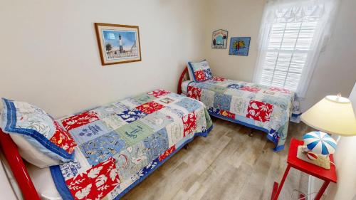 Dolphin Watch 05 by Tybee Beach Vacation Rentals Dolphin Watch 05 by Tybee Beach Vacation Rentals