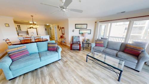 Dolphin Watch 05 by Tybee Beach Vacation Rentals Dolphin Watch 05 by Tybee Beach Vacation Rentals