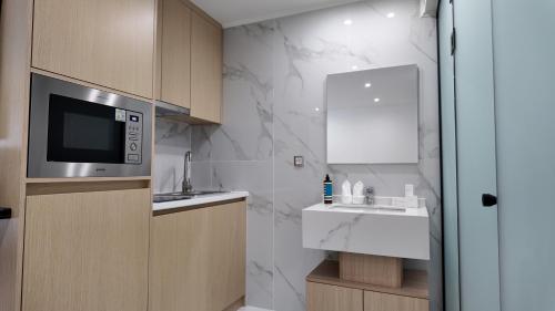 CC LUX Suites