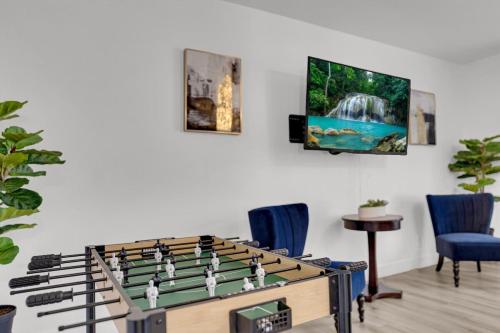 Luxury 4BR Vegas Retreat with Pool 10 Mins to Strip, Las Vegas (foto 6)
