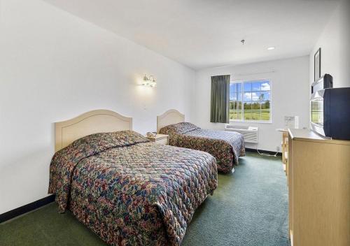 Red Bud Country Inn - image 7
