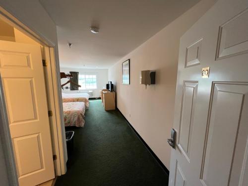 Red Bud Country Inn - main image