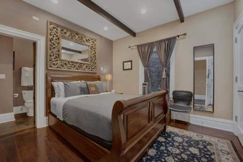 Queen Room image 3