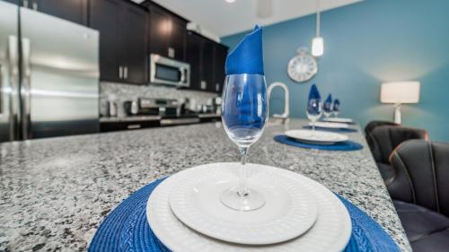 JLT3076 Storey Lake Resort Vacation Townhome - image 4
