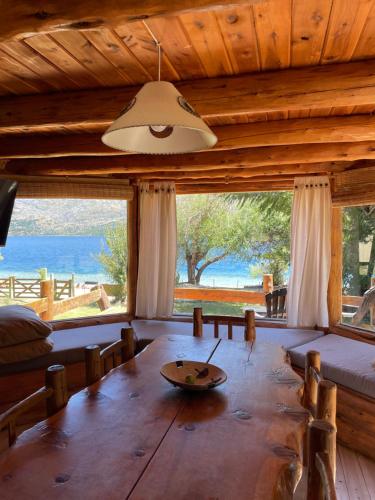 Cabaña Don Ramon - Puerto Patriada (Cabana Don Ramon - Puerto Patriada) in El Hoyo