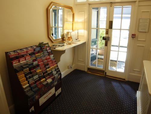 Thanet Hotel - image 10