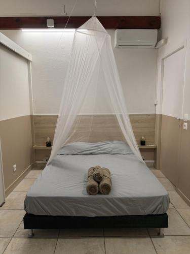 Studio 104 - Centre ville et plage de Sainte-Anne, Sainte-Anne (photo 3)