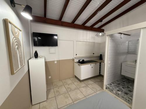 Studio 104 - Centre ville et plage de Sainte-Anne, Sainte-Anne (photo 4)
